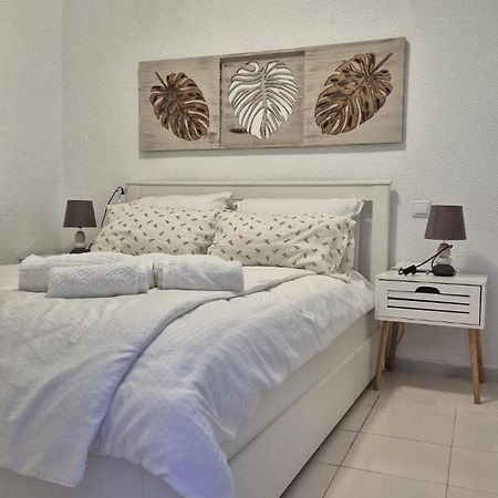 Cozy Bungalow In Urb La Marina With Shared Pool San Fulgencio Exterior photo